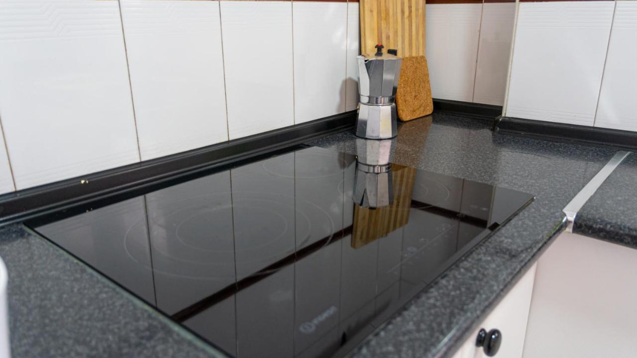 Apartamento Malaga City Center ภายนอก รูปภาพ